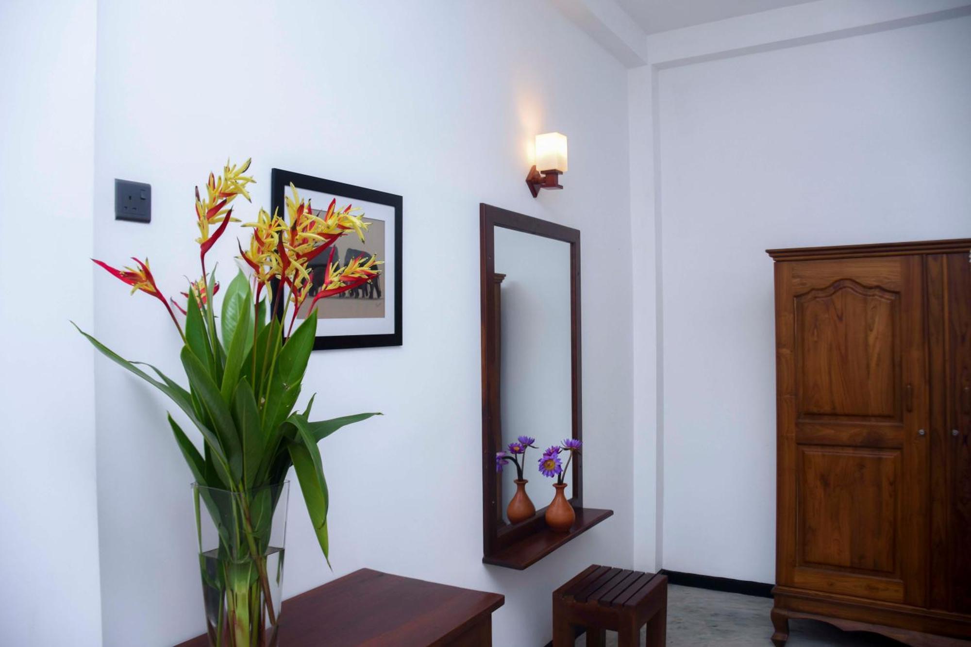 The Ceylon Lazy Lagoon Mirissa Exterior foto
